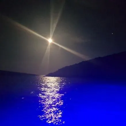 Alte Veste Yacht Hvar * Стари Град