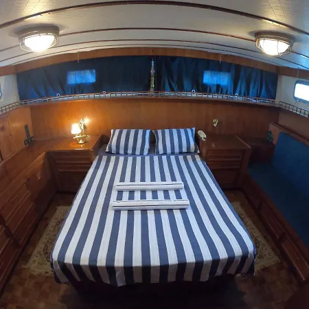 Alte Veste Yacht Hvar